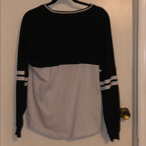 Black & White Sweater - Picture 2 of 4